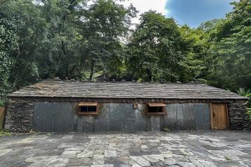 吉露頭目家屋 Traditional Chief’s House of Jilu Village