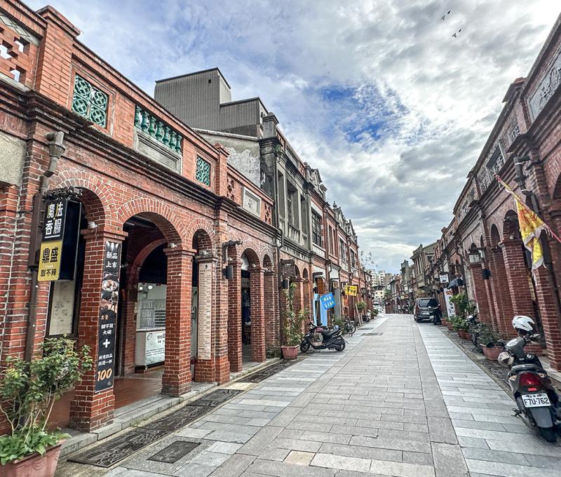 三峽老街 照片提供者：謝基煌、江逸傑、林岑怡、邱文仕 / 拍攝日期：2025/05/01