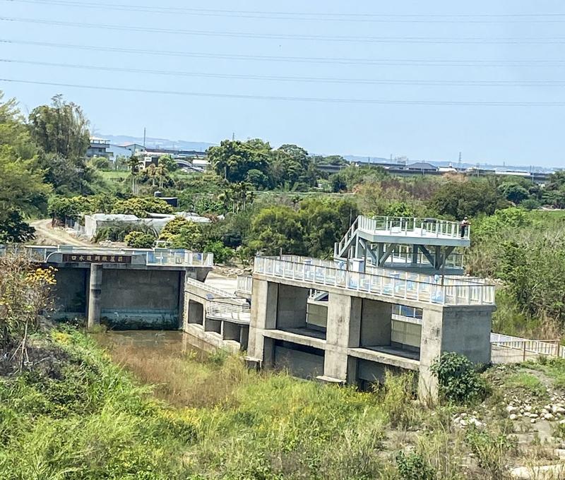 日治時期進水口遠景 照片提供者：臺中市后豐社區大學廖啟宗、吳怡靜、詹智傑共同提供 / 拍攝日期：2023/4/2