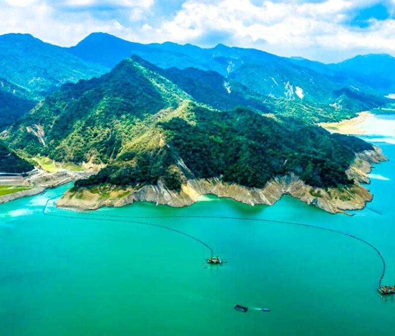 曾文水庫的山光湖色空拍圖 照片提供者：西拉雅國家風景區管理處