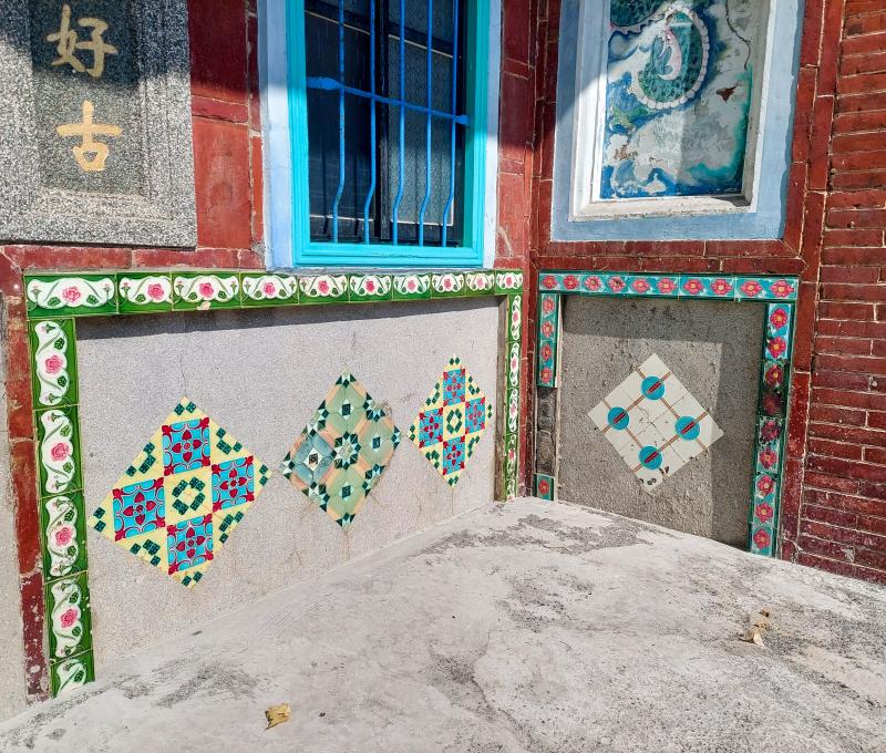 牆面花磚 照片拍攝者：客家委員會客家文化發展中心提供 / 拍攝日期：2022