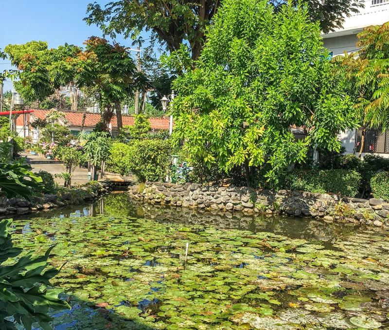 羅屋前半月池 照片拍攝者：客家委員會客家文化發展中心提供 / 拍攝日期：2022