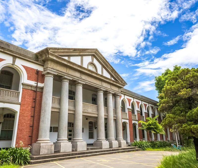 建築外觀明顯可見第二期永久兵營的華麗風格 照片提供者：踏溯臺南辦公室