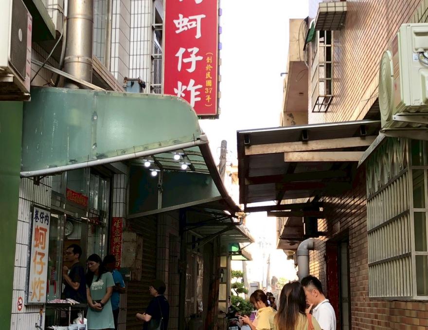 店外排隊人潮照片提供者：彰化海洋食研基地團隊