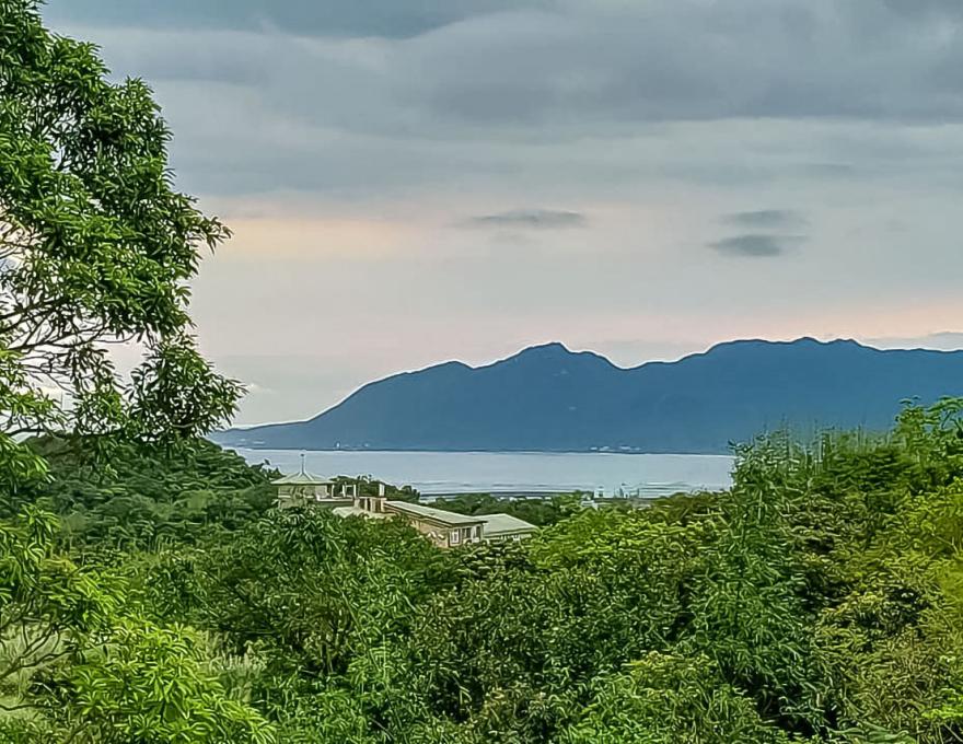 從山海全景看豐珠中學照片拍攝者：蕭學苑