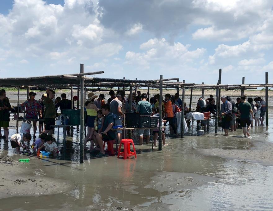 烤蚵現場照片照片提供者：彰化海洋食研基地團隊