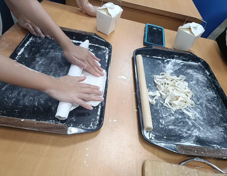 親手體驗食物製作過程-2照片提供者：彰化海洋食研基地團隊