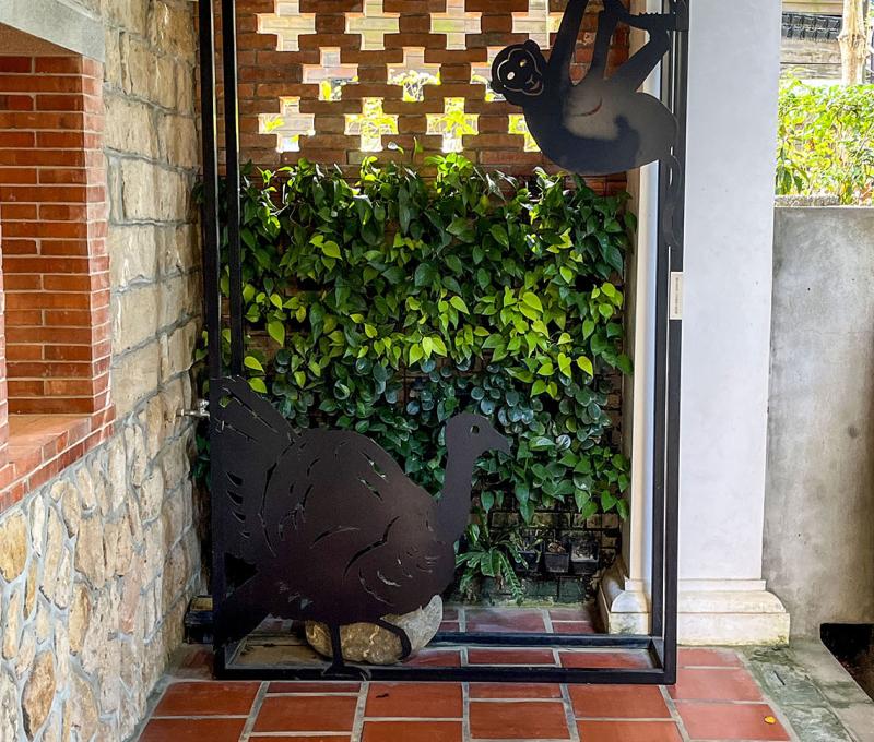 昔日木下靜涯所養之猴子與火雞