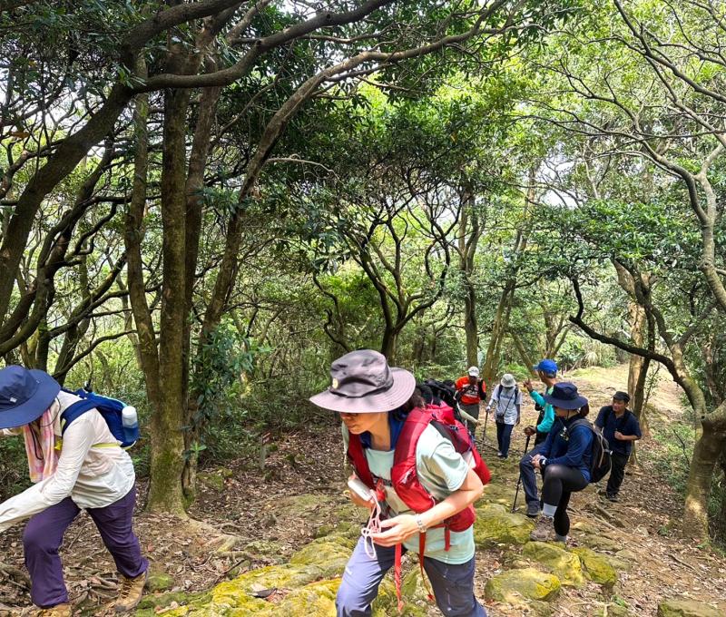 步道道路原始，偶有爬坡。照片提供者：林美惠 / 拍攝日期：2023/09/17
