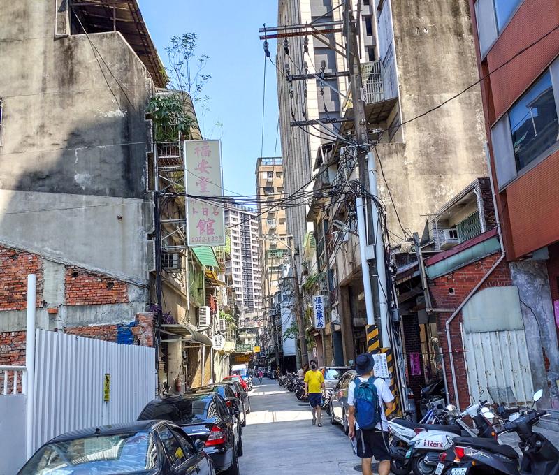 景美老街。照片拍攝者：林三德 / 拍攝日期：2022/08/27