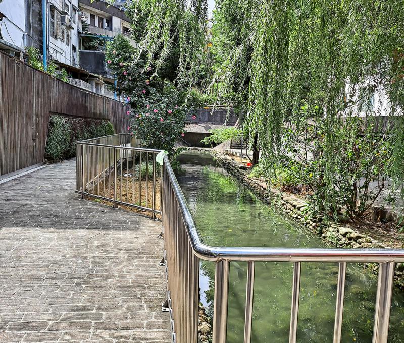 瑠公圳新店段。照片拍攝者：張銓津 / 拍攝日期：2022/08/13