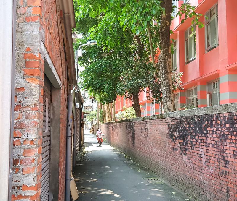 大溪國小一隅照片拍攝者：洪光君 / 拍攝日期：2021/4/12