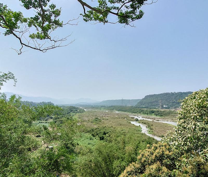 從大溪公園眺望順時埔。照片拍攝者：洪光君 / 拍攝日期：2021/4/12