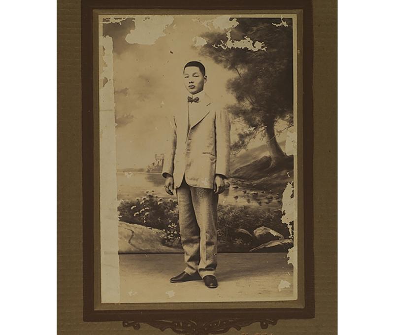 攝於廈門(1918-1919年)，當時賴和任職於廈門鼓浪嶼的博愛醫院（資料來源網址：財團法人賴和文教基金會／查詢日期：2025/6/14）