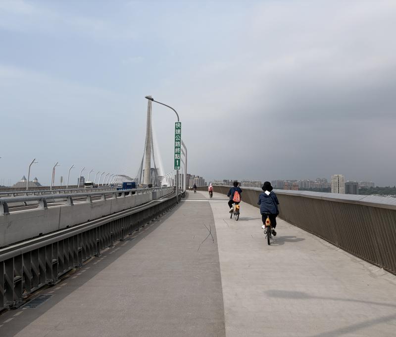 淡江大橋上風光（照片提供者：新北市政府）