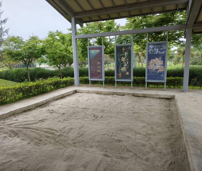 模擬考古挖掘現場，體驗探索地下文物的樂趣（照片提供者：吳國榮 / 拍攝日期：2026.03.30）
