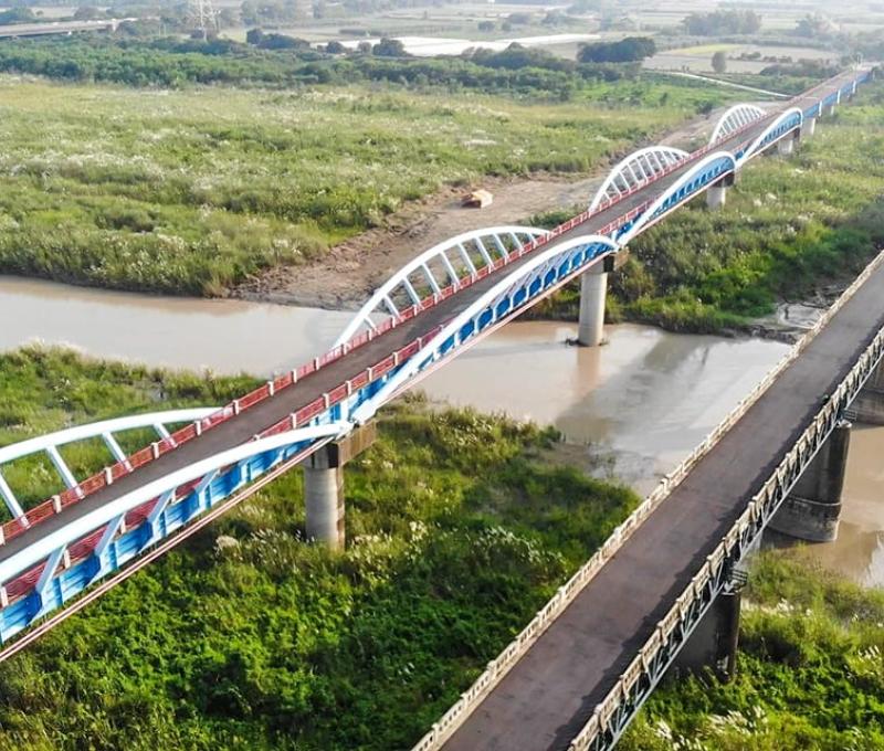 新、舊曾文溪渡槽橋並列 照片提供者：毛毓翔 / 拍攝日期：2022/09/09