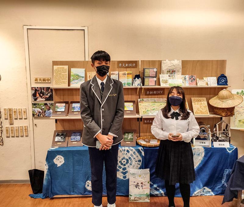 學生參加李梅樹120科技創藝教育展。照片拍攝者：北大高中三峽學教師團隊