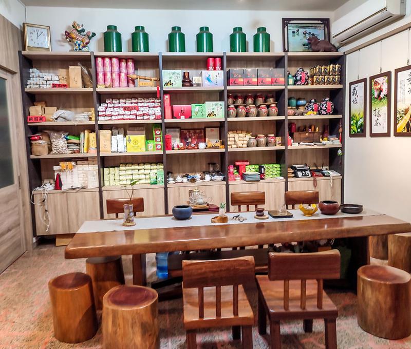 唯有讓更多人知道茶的產製，才能將此文化延續下去。照片拍攝者：北大高中三峽學教師團隊