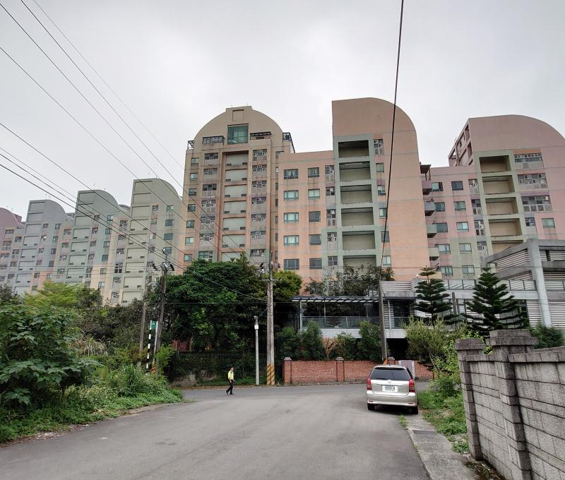 社區外觀。照片拍攝者：洪光君／拍攝日期：2021/4/15