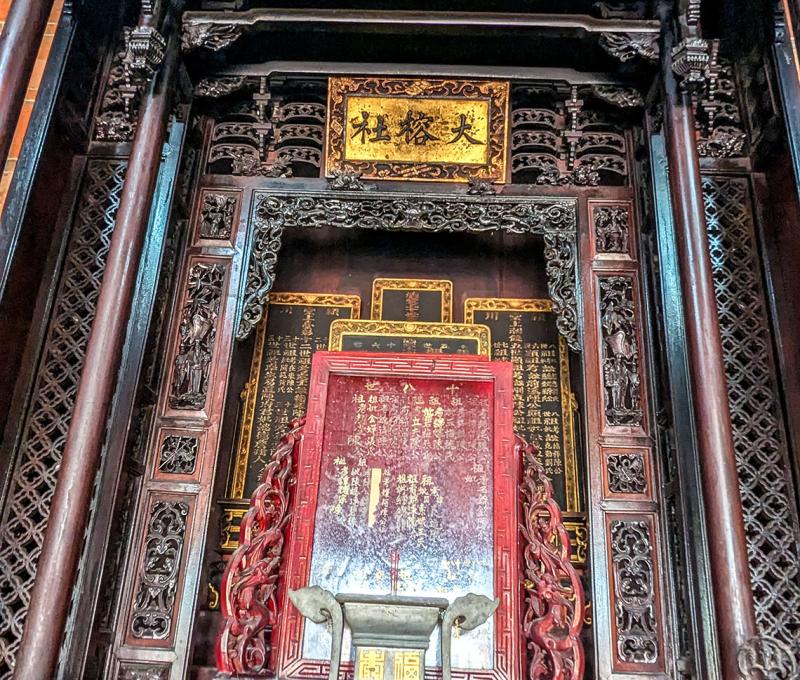 餘三館正廳祖先牌 照片提供者：李華彥 / 拍攝日期：2025/04/06