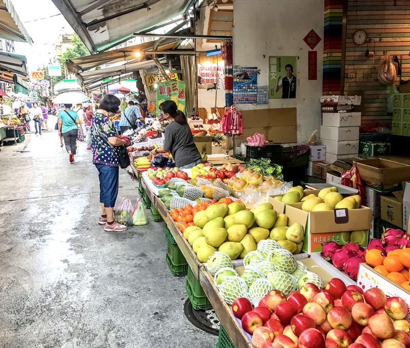 市場內賣水果商家。照片拍攝者：方文樹 / 拍攝日期：2022/09/16