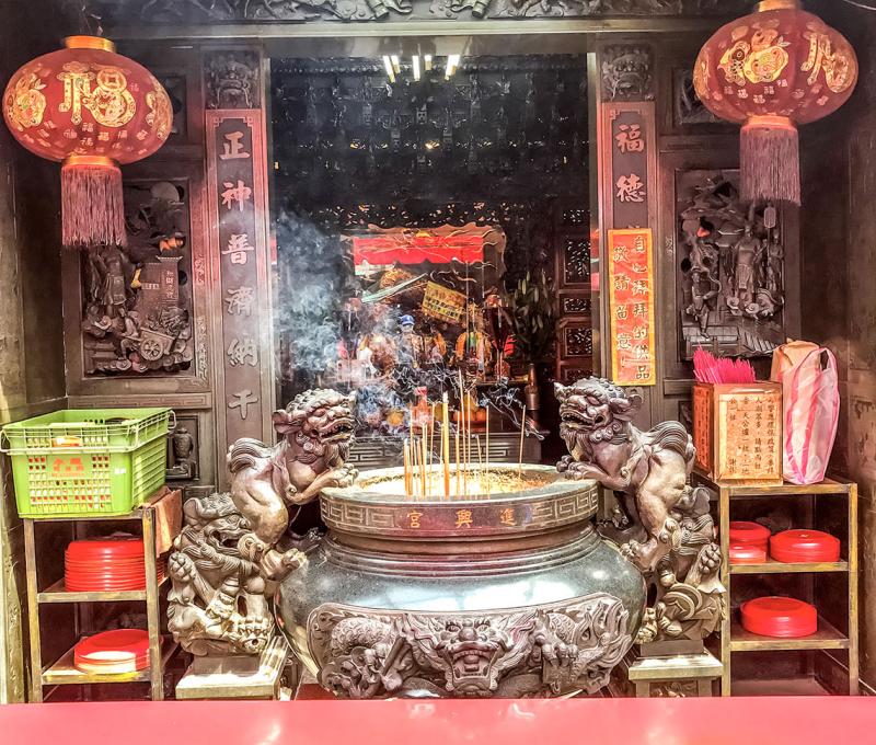 進興宮香爐。照片拍攝者：方文樹 / 拍攝日期：2022/09/16