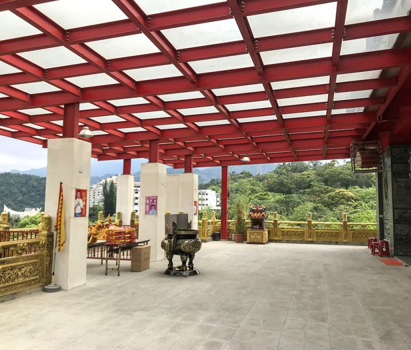 廟埕一隅(新廟)。照片拍攝者：方文樹／拍攝日期：2022/04/13