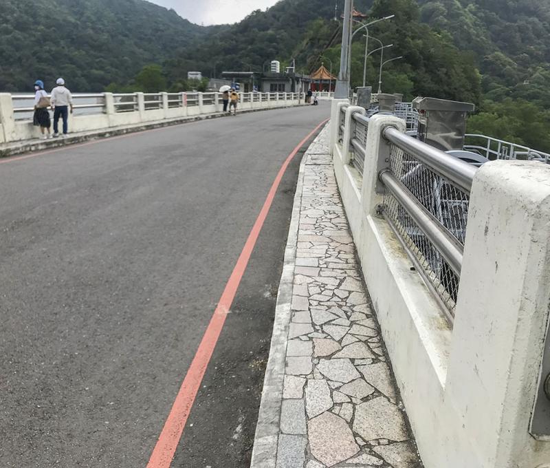 壩頂大橋。照片拍攝者：方文樹 / 拍攝日期：2022/04/13