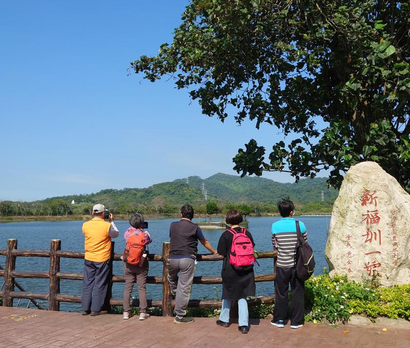 遠眺山水_草嶺山、新福圳。照片拍攝者：洪光君 / 拍攝日期：2021/4/6