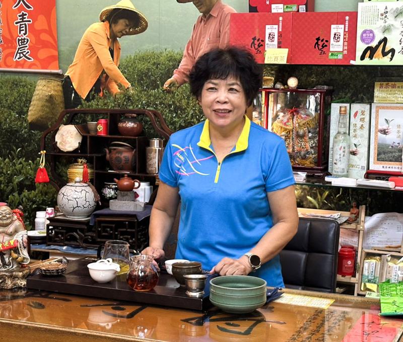 戴記茶坊老闆娘 照片提供者：謝基煌 / 拍攝日期：2025/08/05