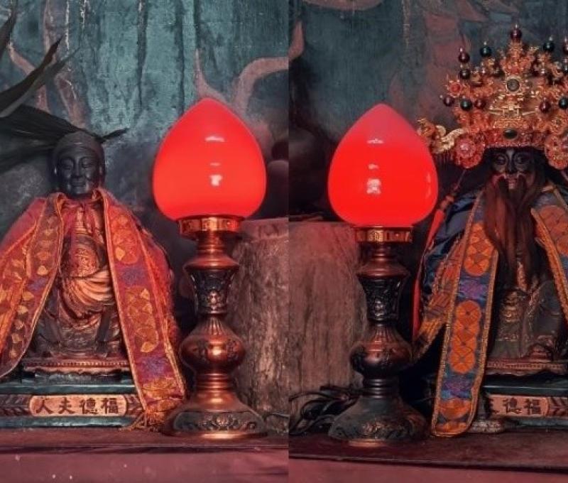 福德正神與夫人像。（照片提供者：國文系黃靖捷、林鼎盛 運動系鄭博鍹）