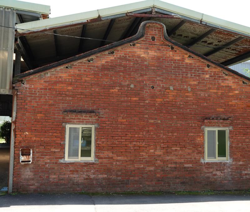 中洲埔李宅側面照／資料來源：毛毓翔拍攝（2025年4月23日）。