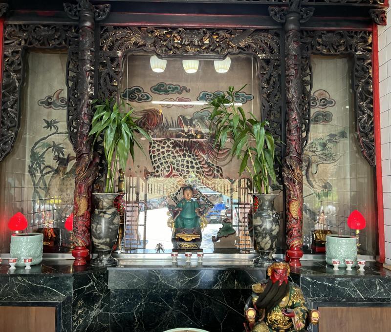 許英媽廟神龕／資料來源：毛毓翔拍攝（2025年4月23日）。