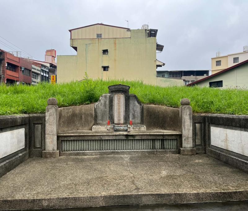 林圯墓特寫（照片提供者：劉美佳/ 拍攝日期：2026/04/25）