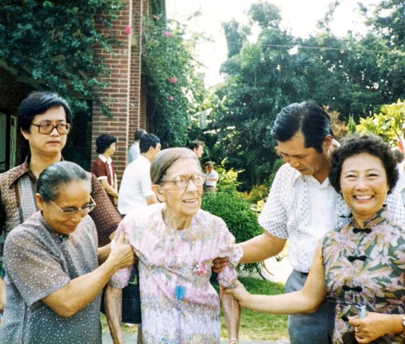 1982年代年連瑪玉重返彰化 照片提供者：彰基文史博物館藏／拍攝年份：1982