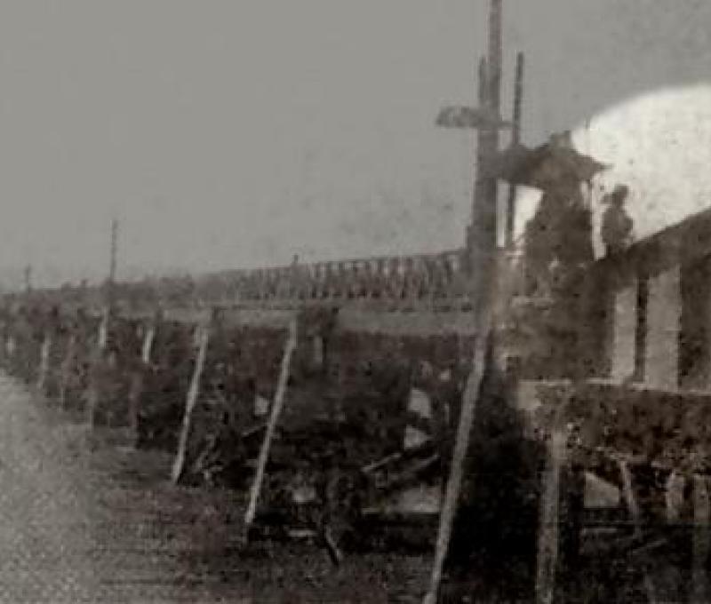 1889年清末完成的第一代木造臺北橋。資料來源：公有領域。