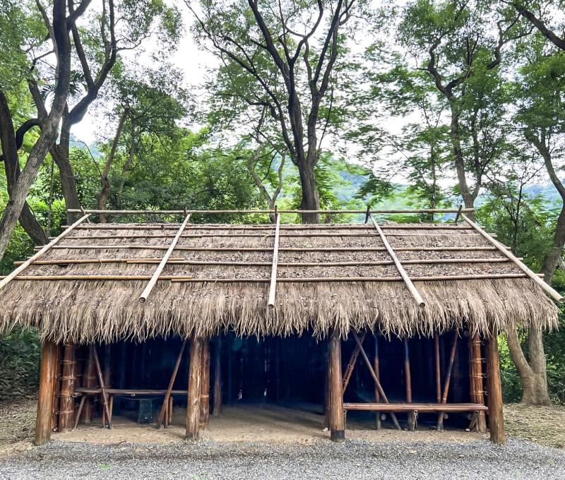青年會所 palakuan Palakuan /Adult Assembly Hall of Pinuyumayan 照片拍攝者：原住民族委員會原住民族文化發展中心 / 拍攝日期：2022
