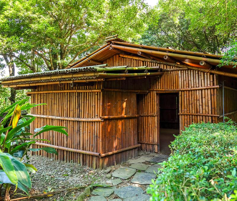 瓦羅社住家 Traditional Saisiyat House in Waluo Village 照片拍攝者：原住民族委員會原住民族文化發展中心 / 拍攝日期：2022