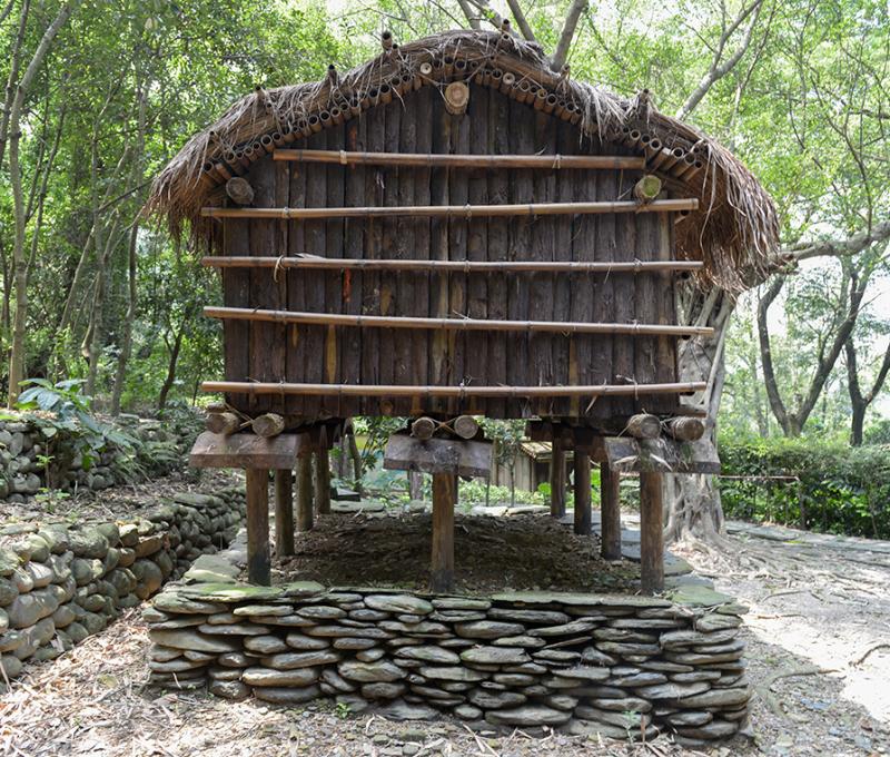 賽德克族傳統穀倉 Traditional Sediq Storage 照片拍攝者：原住民族委員會原住民族文化發展中心 / 拍攝日期：2022