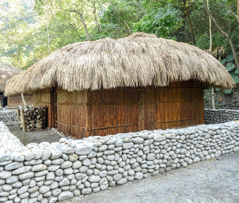 拉阿魯哇族傳統家屋 Traditional Hla’alua Dwelling 照片拍攝者：原住民族委員會原住民族文化發展中心 / 拍攝日期：2022