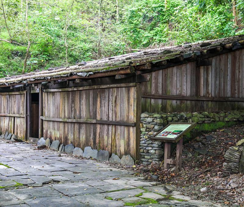 利稻社住家 Traditional Houses in Lidao Village 照片拍攝者：原住民族委員會原住民族文化發展中心 / 拍攝日期：2022