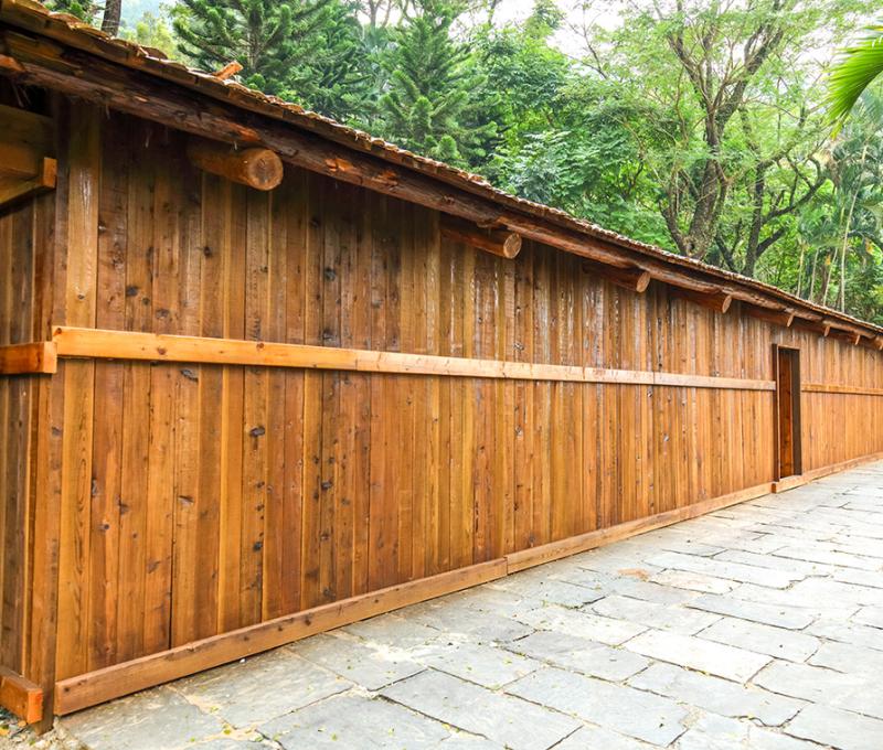 梅山社住家 Traditional Houses in Meishan Village 照片拍攝者：原住民族委員會原住民族文化發展中心 / 拍攝日期：2022