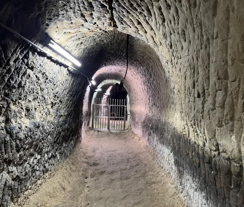 引水石腔內部底端／照片提供者：毛毓翔 / 拍攝日期：2024/11/15