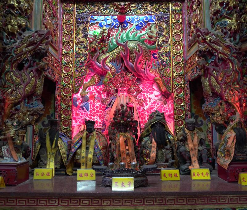 新店長興宮主祀「福德正神」／照片提供者：毛毓翔 / 拍攝日期：2025/05/27