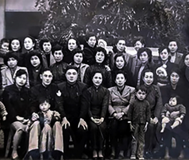 女眷打工、標會，用糧票換現金，貼補家用。(照片提供：中興莊眷戶)