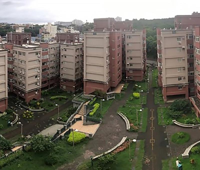 2009年中興莊部分眷戶搬遷住在太極新村集合大樓。(照片提供：方力非)