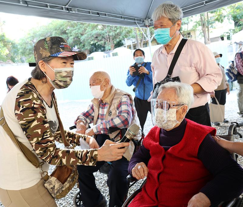 逃難那一天，父親塞了30個「袁大頭」給我。(照片提供：楊秋蘋)