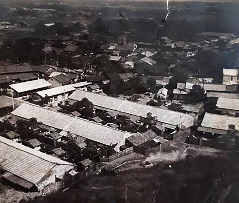 八七水災那天，爸爸還在軍隊裡，屋內全是水，全家很驚恐！(照片提供：常美釓)