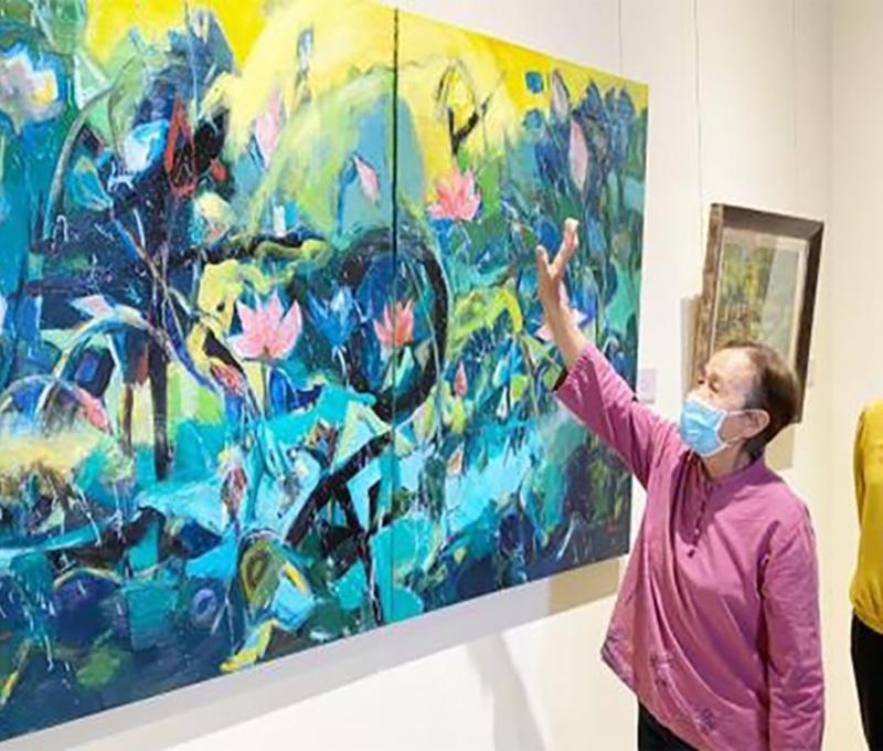 2021年常連芳獲選第105棒彰化縣藝術家，舉辦「歲月靜好 彩繪人生」特展。(照片提供：楊秋蘋)